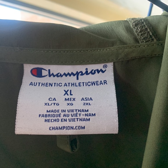 Champion Windbreaker - Picture 2 of 2